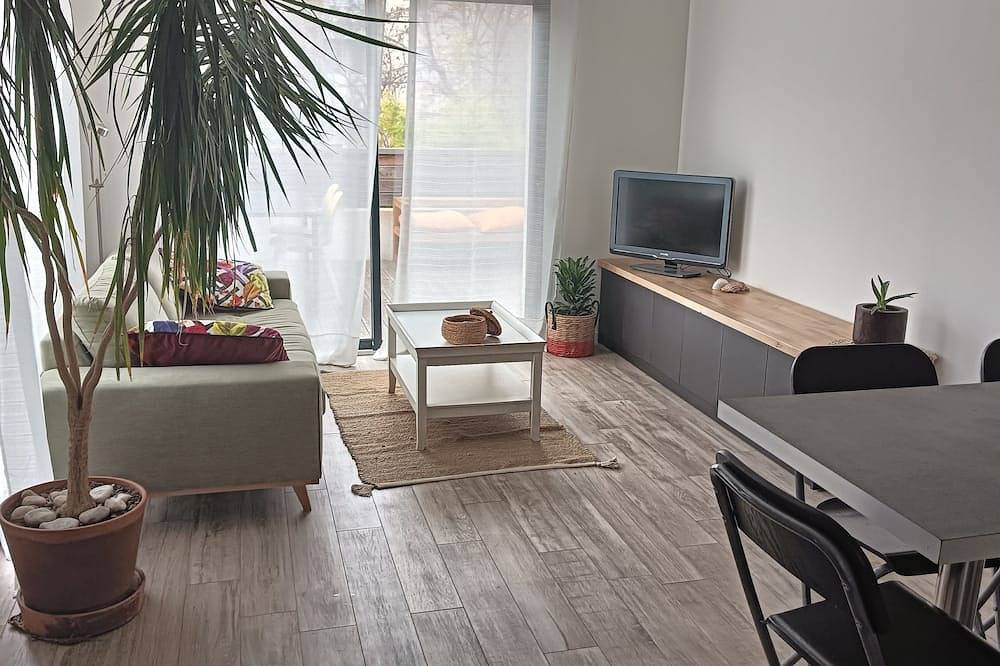 Appartement se trouvant au premier étage d'une maison individuelle. in Marseille, Région de Marseille