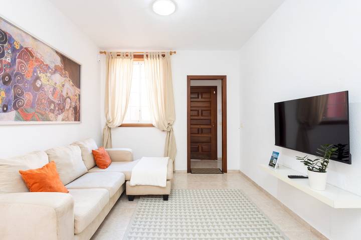 Casa rural para 6 personas, Se admiten mascotas en Los Silos - 2