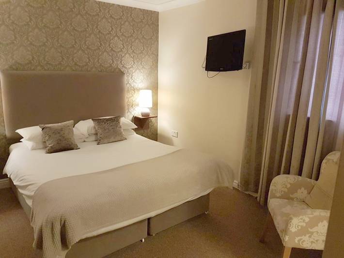 Hôtel pour 2 personnes, avec jardin ainsi que terrasse et vue à Trim - 4