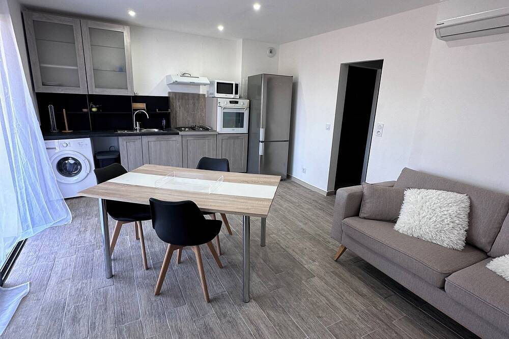 Ganze Wohnung, U Terzu spacious new apartment in Aléria, Corte und Umgebung