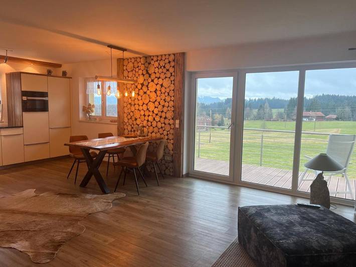 Ferienwohnung für 4 Personen, mit Ausblick und Garten in Buchenberg - 2