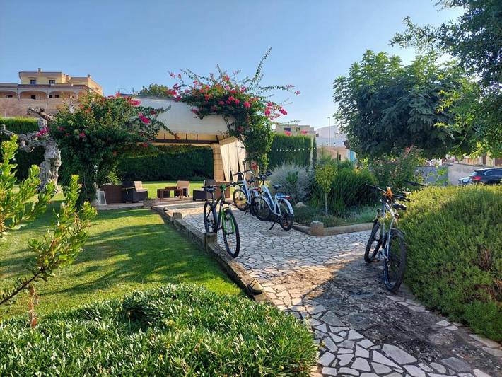 B&b per 2 persone, con Terrazza e Giardino a Tuglie