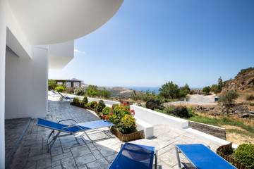 Villa for 4 People in South Crete, Crete, Photo 2