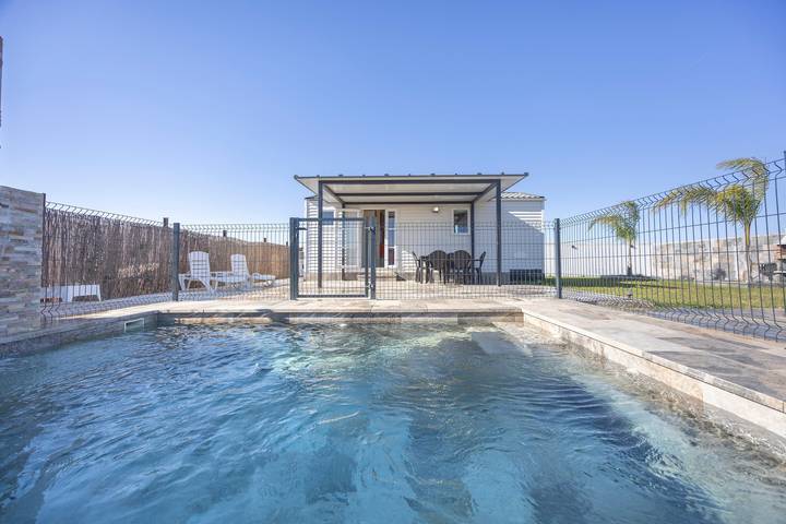 Bungalow für 4 Personen, mit Garten in Andalusien