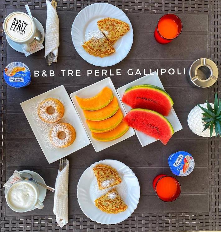 Chambre d’hôte pour 3 personnes, avec balcon et vue, adapté aux familles à Gallipoli - 2