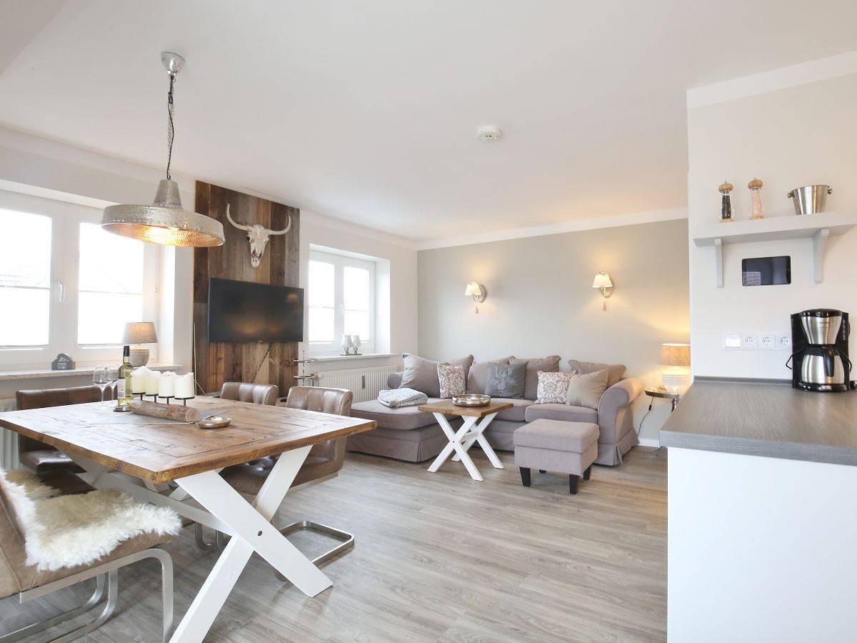 Ganze Wohnung, Ferienwohnung Gardingsglück in Garding für 4 Erwachsene und 2 Kinder in Garding, Eiderstedt