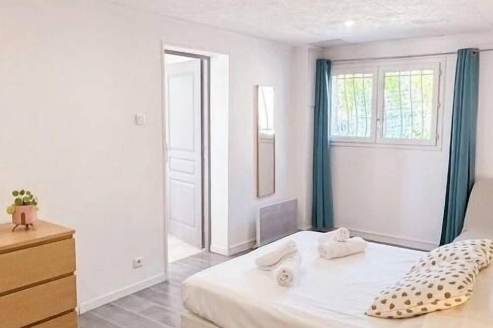 Villa climatisée, piscine privée & vue collines in Le Castellet, Côte méditerranéenne (France)