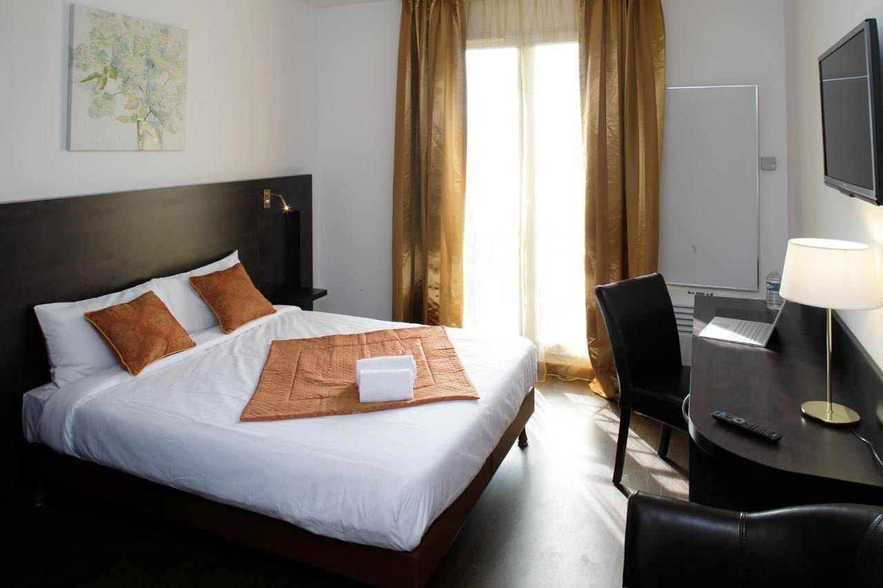 Twin Room in Épernon, Région de Chartres