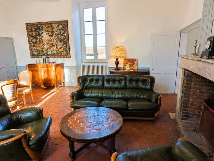 Gîte indépendant sur exploitation agricole à Merry Sec avec cheminée et jardin clos in Merry-Sec, Région d'Auxerre