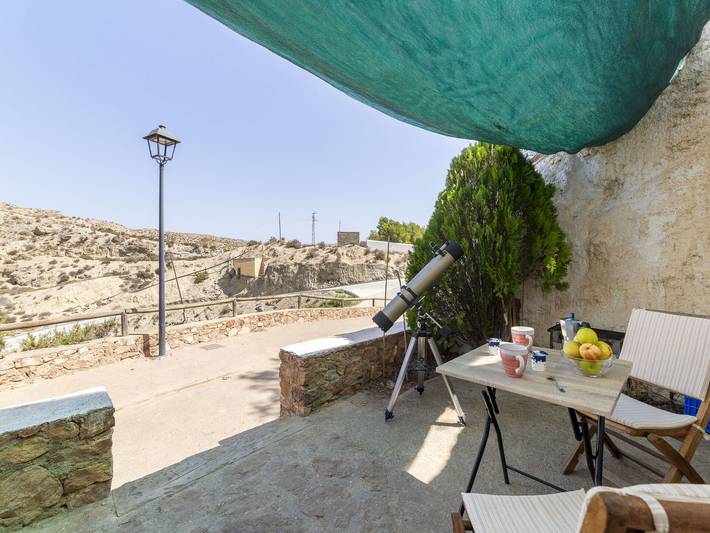 Casa rural para 4 personas, con Terraza y Jardín en Felix - 3