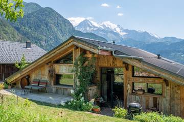 Gîte pour 8 personnes, avec balcon et jardin à Servoz
