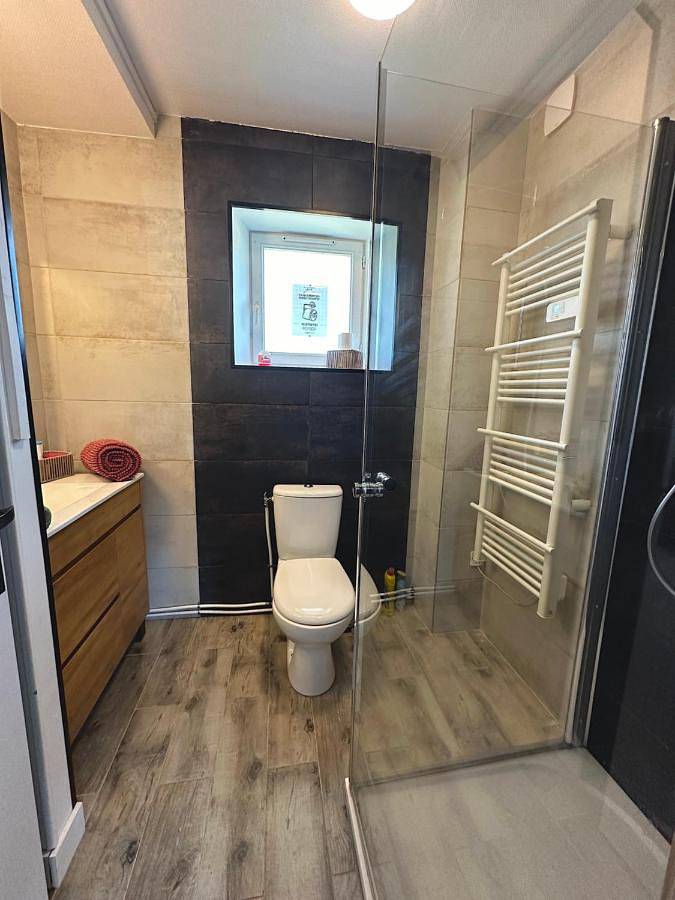 Gîte pour 3 personnes, avec terrasse dans Bâlines - 4