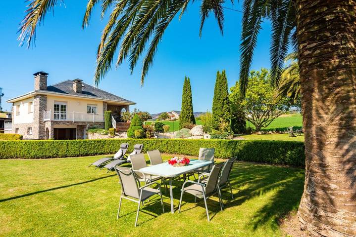 Casa rural para 4 personas, con jardín y vistas, Se admiten mascotas en Eo-Navia - 3