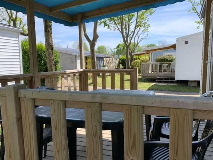 Mobil home pour 2 personnes, avec piscine et terrasse à Arvert - 2