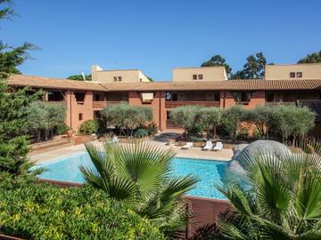Gîte pour 3 personnes, avec terrasse et jardin à Saint-Cyprien