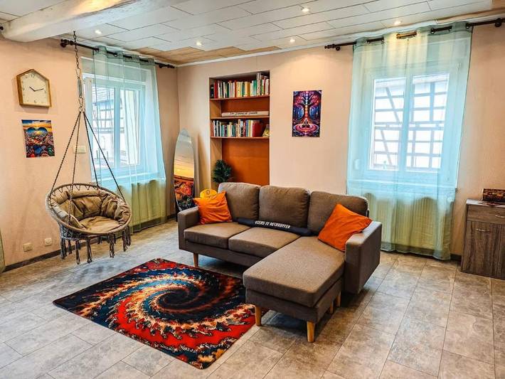 Gîte pour 7 personnes, avec jardin à Schleithal