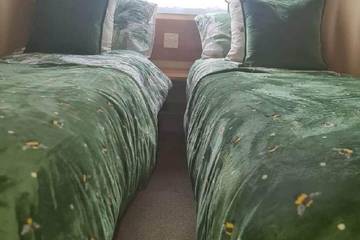 Glamping for 8 People in Weymouth, Jurassic Coast, Photo 1