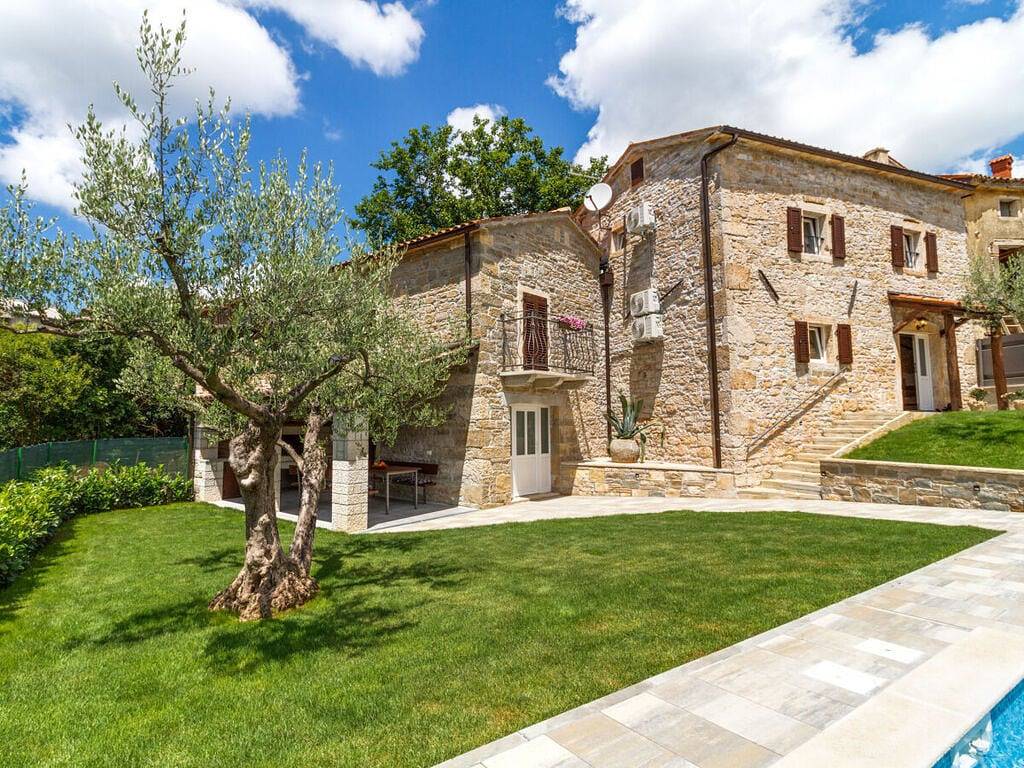 Villa Zoro Komfortable Ferienresidenz in Skropeti, Zentralistrien