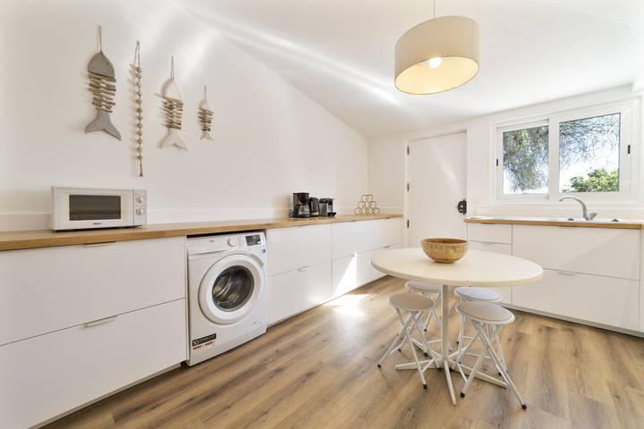 Location de vacances pour 10 personnes, avec terrasse et jardin dans Roja Pe - 4