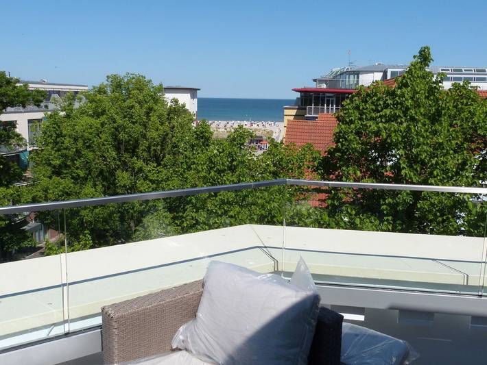 Ferienwohnung für 6 Personen, mit Balkon und Ausblick in Warnemünde