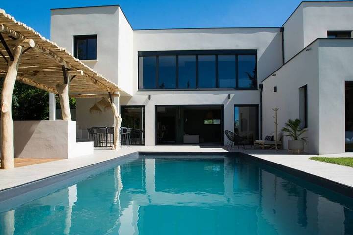 Villa pour 10 personnes, avec jardin