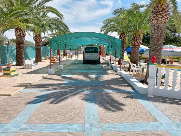 Casa rural para 12 personas, con jardín y piscina, Se admiten mascotas en Utrera - 4