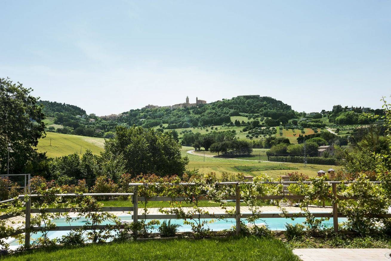 Apartamento entero, Villa Aurora - Osimo, new villa with swimming pool in Osimo, Provincia de Ancona