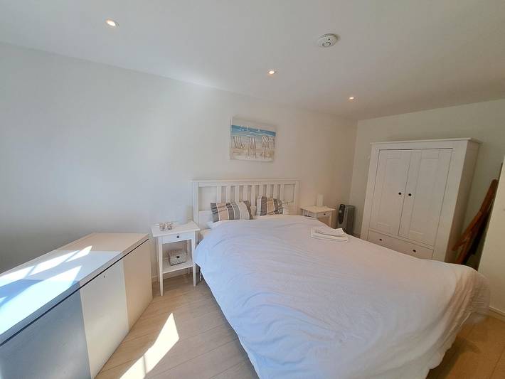 Gîte pour 7 personnes, avec terrasse et jardin dans Ostdunkerque-Bains - 4