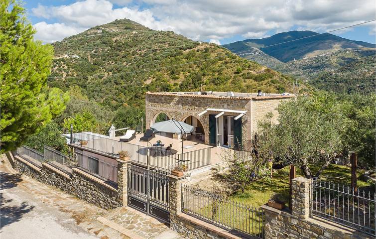 Appartamento per 4 persone, con Terrazza a Pioppi