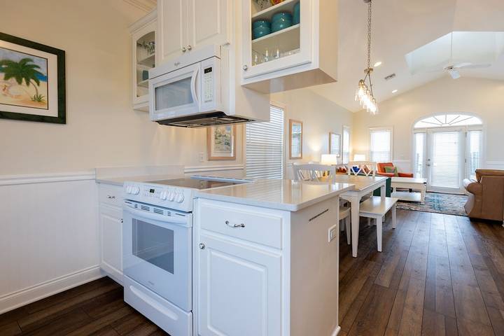 Vacation house for 9 people, with terrace and pool, with pets in Panama City Beach