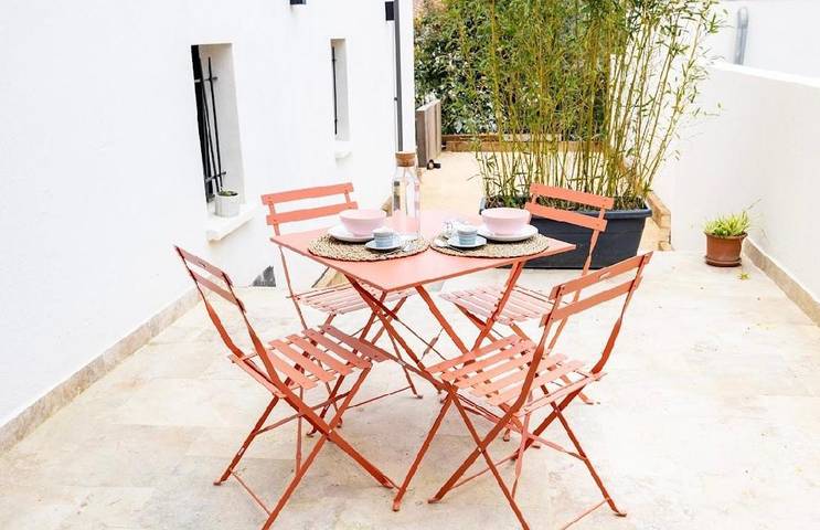 Gîte pour 4 personnes, avec vue ainsi que jardin et piscine à Allauch - 2