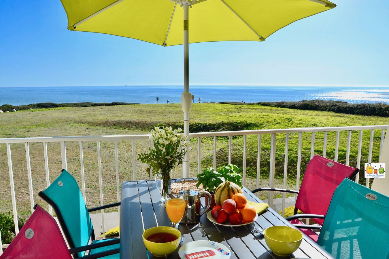 Apartamento entero, Affitto alloggio a prezzo ridotto * magnifico panorama sul mare piscina in Guidel, Côte des Mégalithes