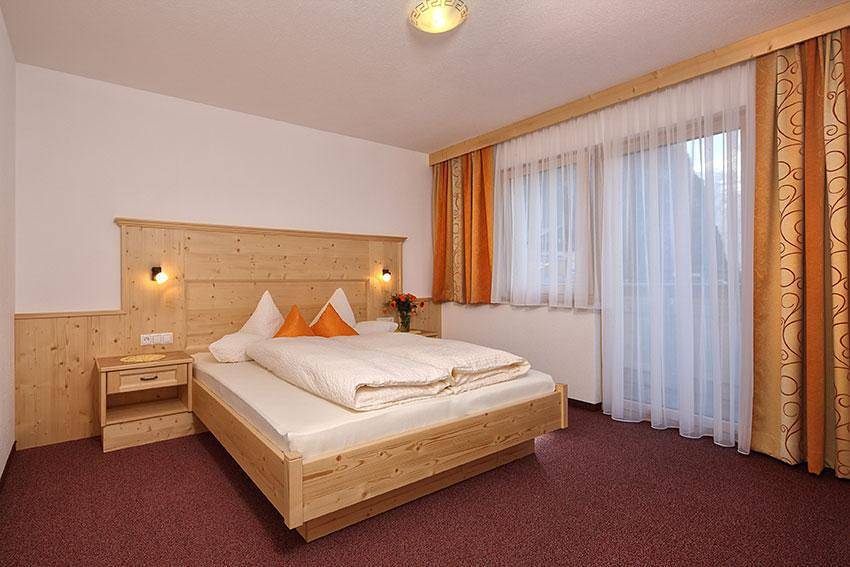 Ganze Ferienwohnung, Appartement Top 3 in Stubaier Alpen, Längenfeld