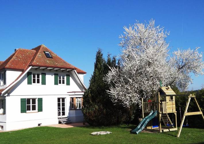 Ferienhaus für 17 Personen, mit Sauna und Garten sowie Whirlpool