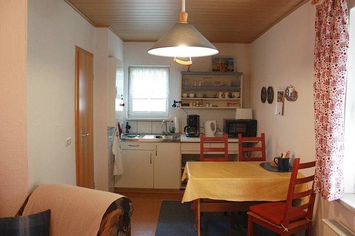 Ganze Ferienwohnung, Ferienhaus Christel Beiersdörfer - Ferienhaus mit einem Schlafraum in Neuhaus am Rennweg, Rennsteig