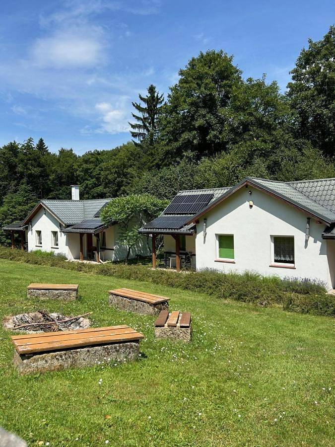 Dom dla 4 osób, z sauna i widok oraz ogród i taras, zwierzęta dozwolone w Szczytna