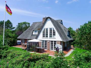 Ferienhaus für 3 Personen, mit Sauna und Terrasse sowie Garten in Nieblum