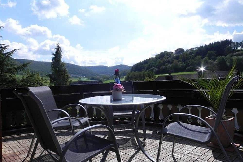 Ganze Wohnung, Ferienwohnung 1 - Oben - Ferienwohnungen Weitmann in Ockfen, Mosel-Saar