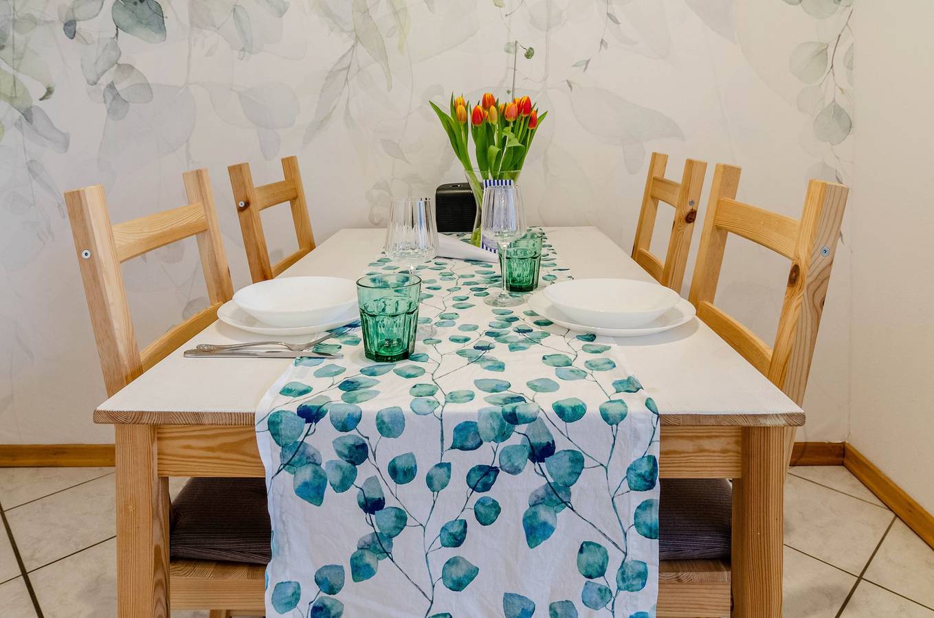 Ganze Wohnung, Ferienwohnung Neumann" mit privater Terrasse, privatem Garten und Wlan in Neuschoo, Nordseeküste