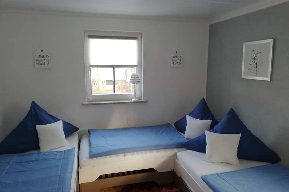 Ganze Wohnung, Family Ferienwohnung  Zirndorf near Playmobil / Messe nuremberg in Zirndorf, Franken