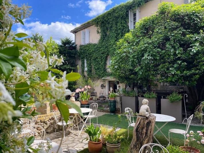Chambre d’hôte, avec Terrasse ainsi que Jardin et Vue dans Gorges de l’Ardèche - 3