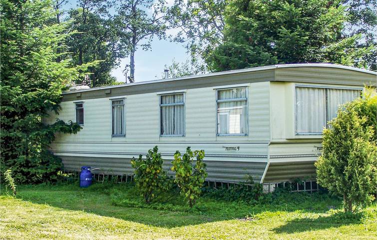 Camping für 4 Personen, mit Terrasse in Polen