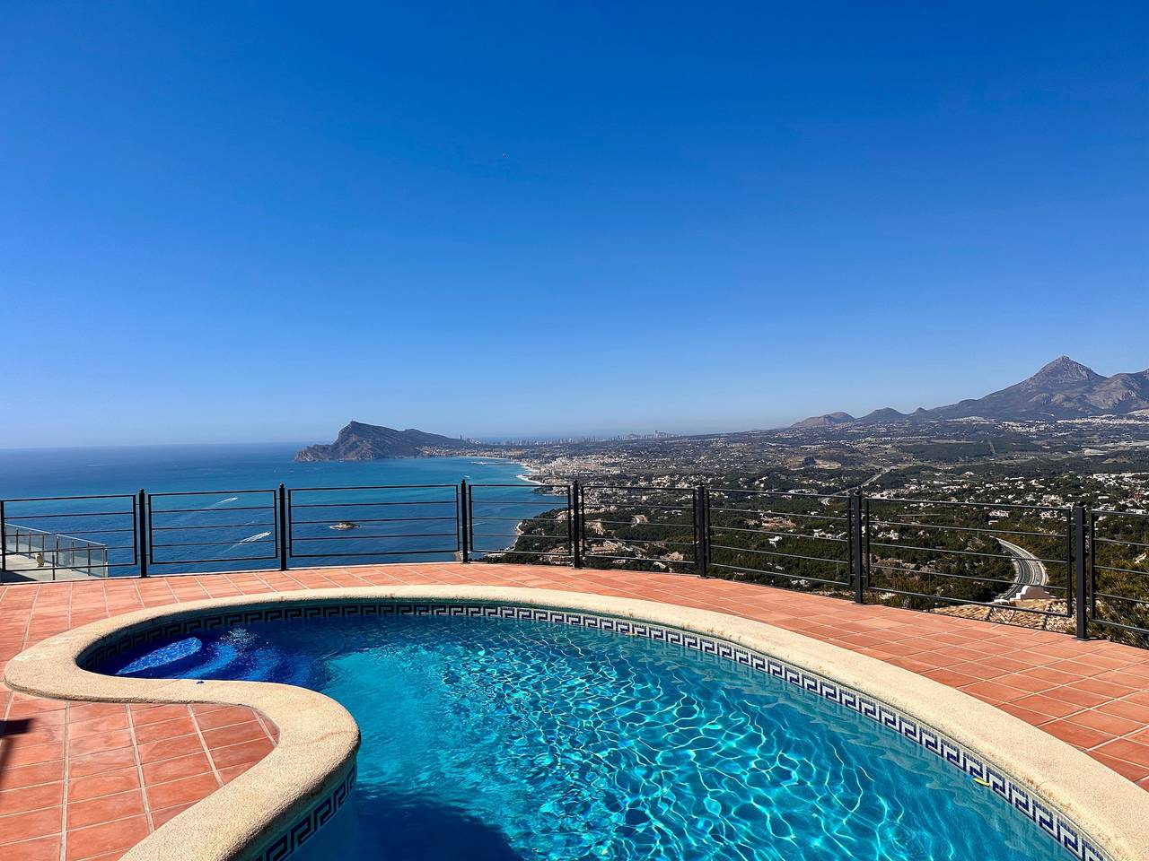 Villa 'Nono' con impresionantes vistas al mar in Altea Hills, Altea