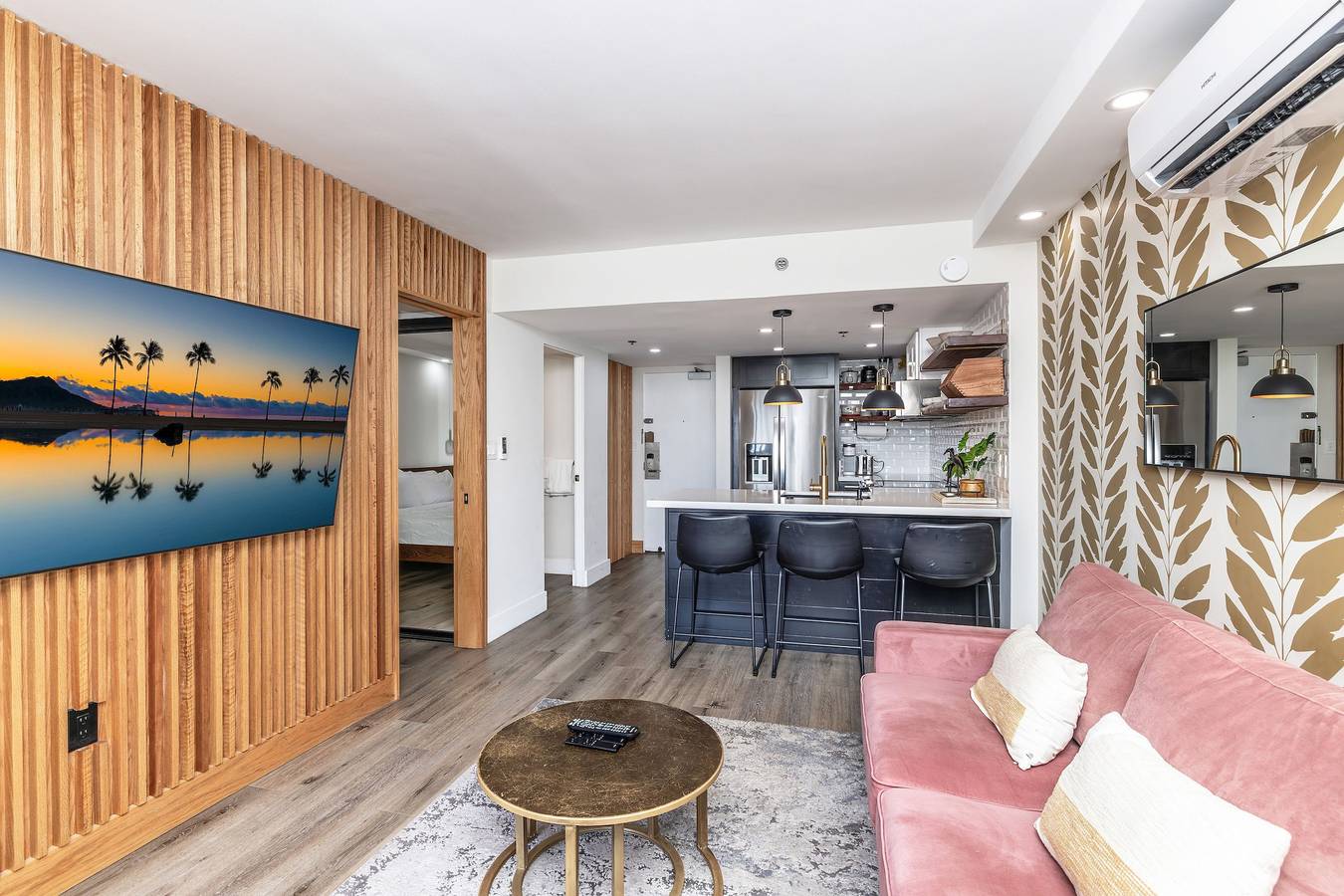 Ganze Wohnung, Contemporary City 1 Bdrm at Ilikai Ac/Kitchen/Pool in Waikiki Beach, Honolulu