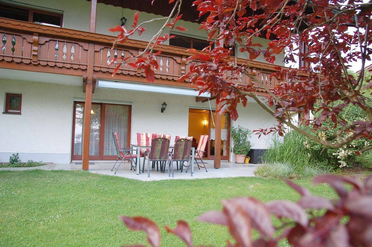 Ganze Wohnung, Ferienwohnung Lettenmaier - Ferienwohnung (105qm) mit Einbauküche und kostenfreiem Wlan in Drachselsried, Ostbayern