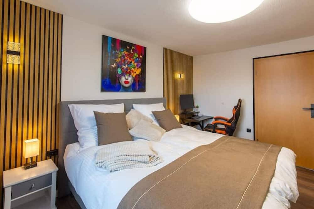 Ganze Wohnung, G.A.D.D Ferienwohnung 002 \n      Glück an der Donau  \n  Ruhigiparkplatzinetflix in Straubing, Ostbayern
