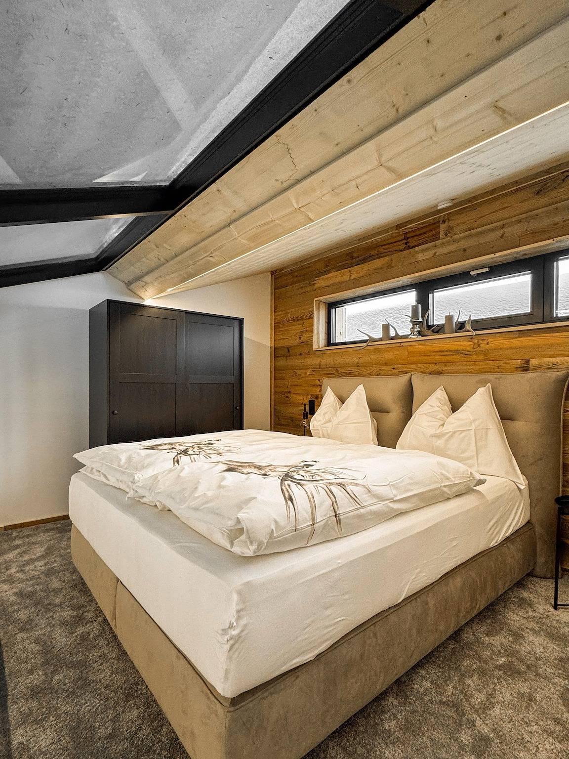 Ganze Ferienwohnung, Almrose, Schneerose, Brunelle in Tuxer Alpen, Navis