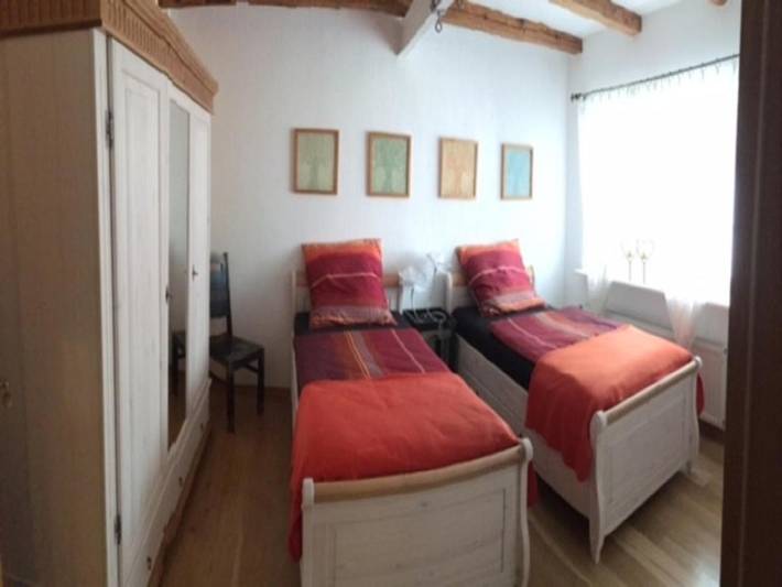 Ferienwohnung für 2 Personen, mit Sauna und Garten sowie Pool und Terrasse in Mecklenburgische Schweiz