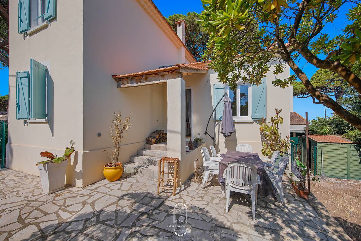 Ferienhaus für 3 Personen mit Terrasse in La Capte, Hyeres