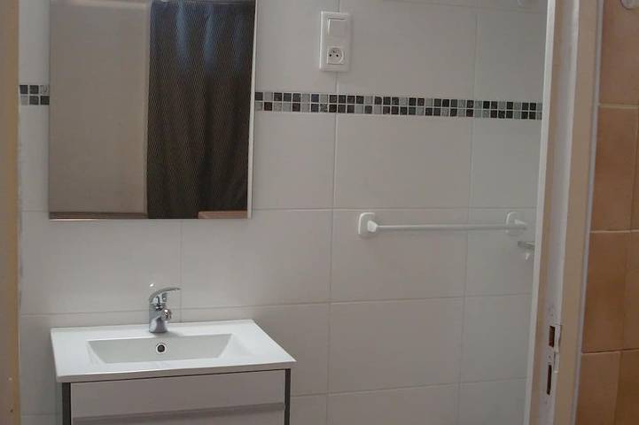 Gîte pour 4 personnes, avec jardin et terrasse à Cuxac-d'Aude - 4